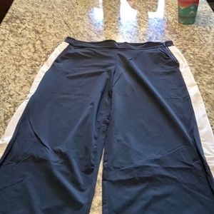 Athleta women’s pants size 10